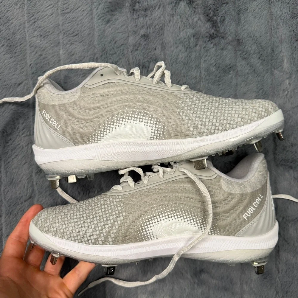 New Balance FuelCell 4040v7 Metal Baseball Cleats Grey White PL4040G7 Mens 8.5
